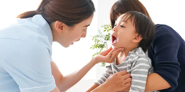 お子さまの負担が少ない子どもの矯正治療